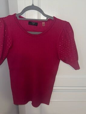 Tahari Ribbed Crewneck Top in Bright Fuchsia